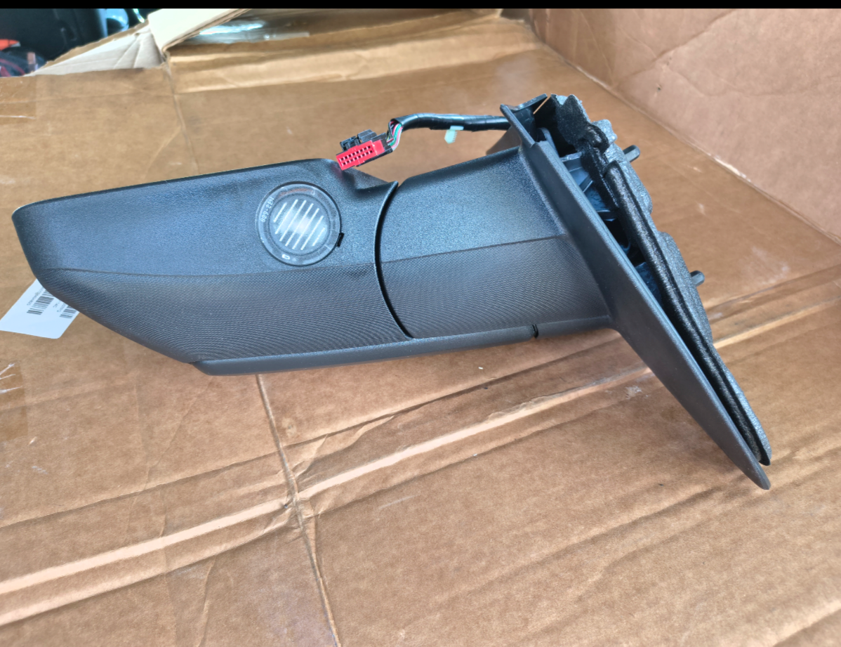 2007-2017 Ford Expedition Driver Side Mirror Puddle Light Signal 🚘🪞