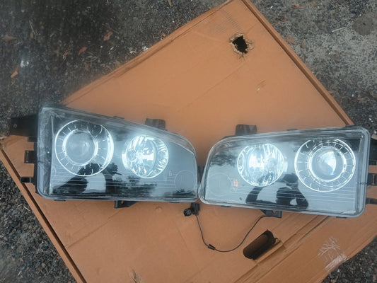 2008-2010 Dodge Charger HID Headlight Housing Set (Black Interior) 🛻💡