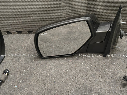 2014–2019 Chevrolet Silverado & GMC Sierra 1500 / 2500 HD / 3500 HD Driver & Passenger Power Folding Side Mirror Set 🛞⚙️
