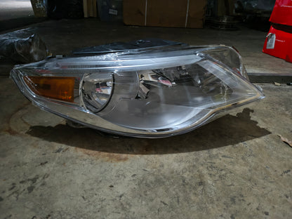 2009–2012 Volkswagen Passat Passenger Side Halogen Headlight Assembly ⚡🚘